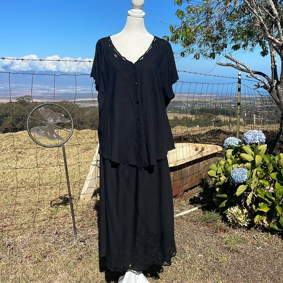 Jane Ashley Dresses & Skirts - VTG Y2k Jane Ashley Black CottageCore Battenberg embroidered Skirt Set  XL